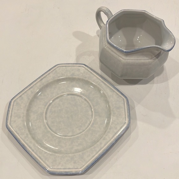 Mikasa | Avante Blue Gravy Bowl Set - Picture 4 of 7